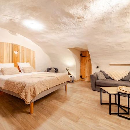Nuit Romantique Avec Spa Privatif Meilhaud Εξωτερικό φωτογραφία